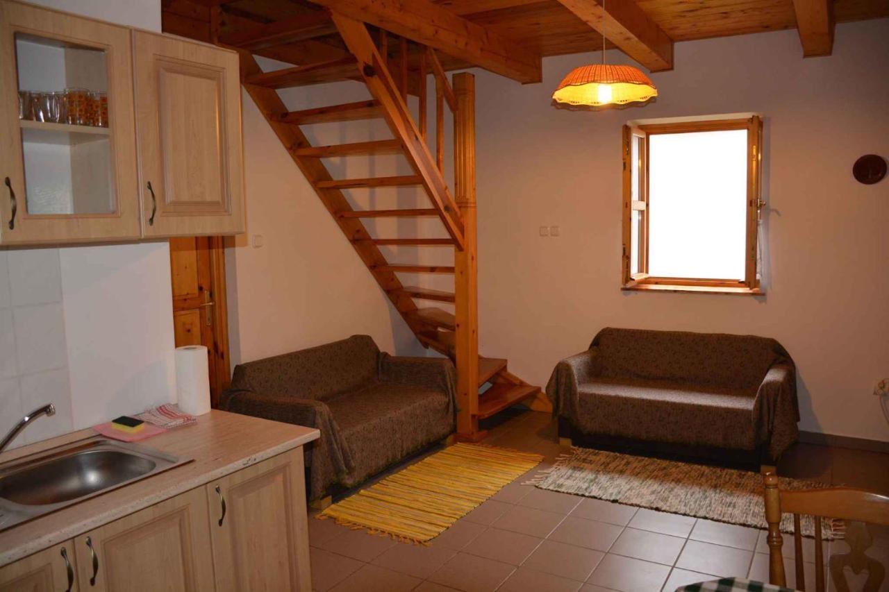 Apartment Balatonbereny 8 Екстер'єр фото